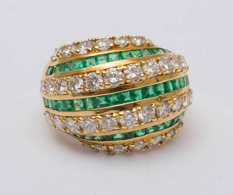 18k Yellow Gold Diamond and Emerald Ring