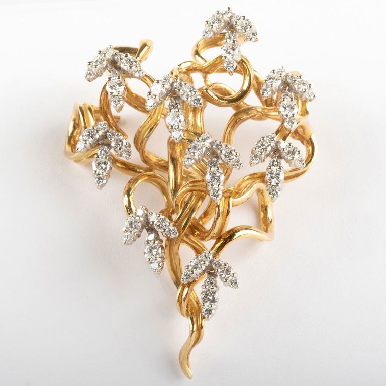 18k Gold and Diamond Brooch