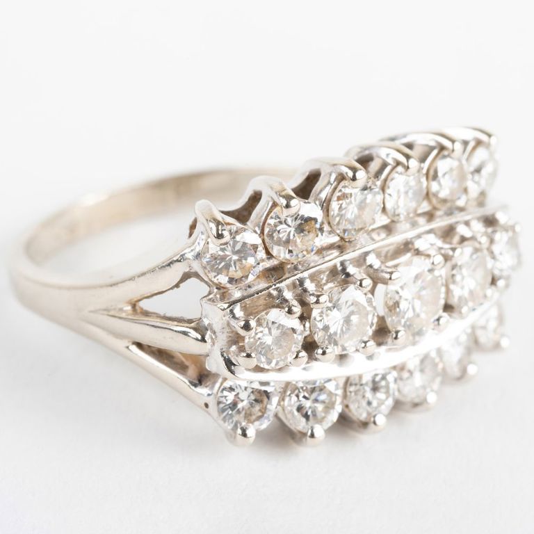 14k White Gold and Diamond Ring
