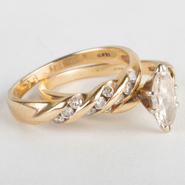 Ladies 14k Gold Engagement Ring and 14k Gold Wedding Band
