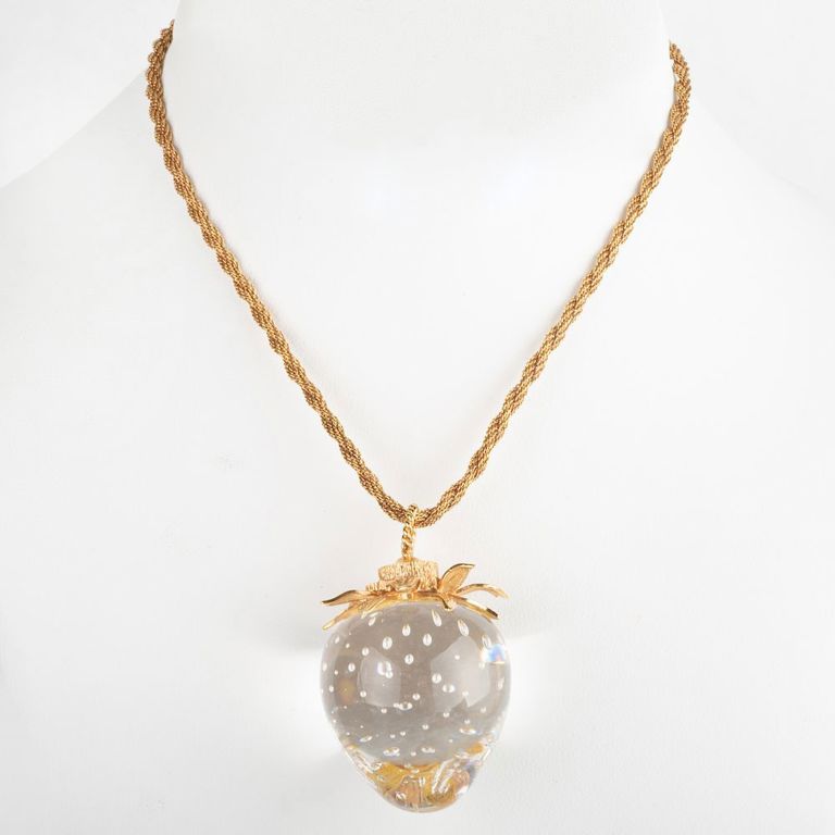 Steuben Crystal and 18k Gold Strawberry Pendant on a 14k Gold Rope Chain