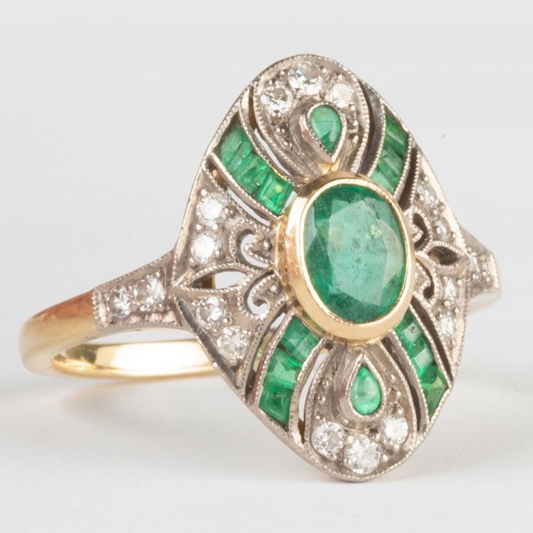 14k Gold Emerald and Diamond Ring