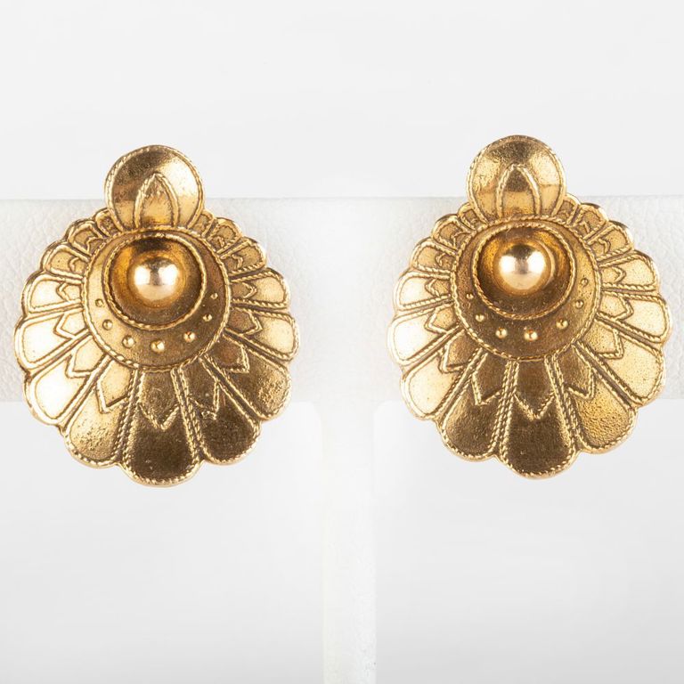 Pair of 14k Gold Fan Shape Earclips