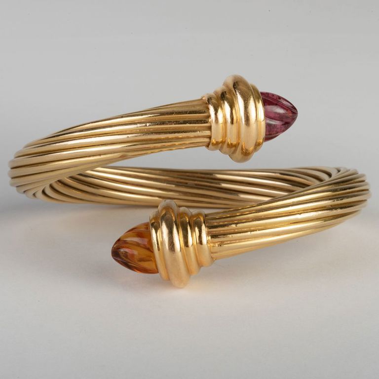 18k Gold Bangle Bracelet with Amethyst and Citrine Cabochon Ends