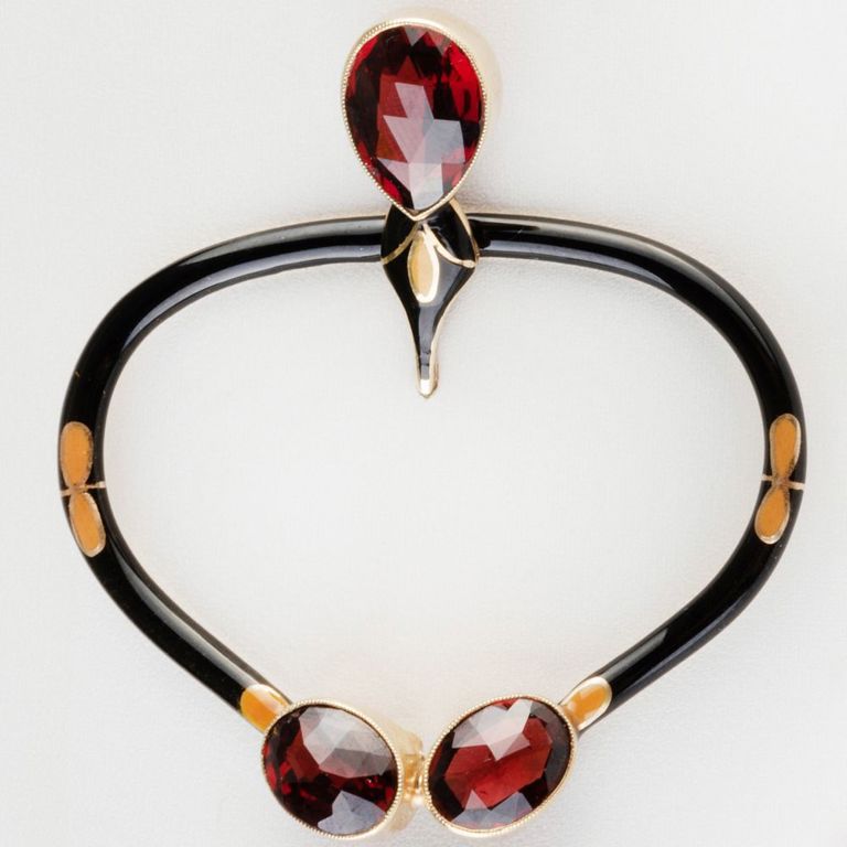 14k Gold and Garnet Brooch