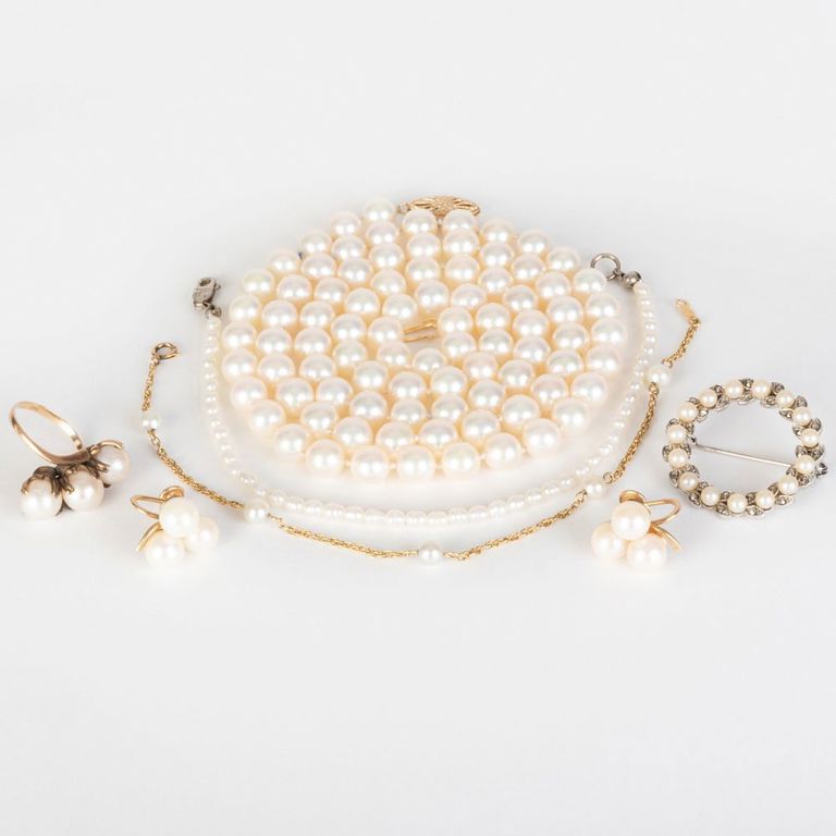Miscellaneous Group of Pearl and 14k Gold Jewelry
