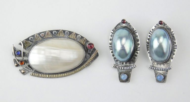 Rishar Miranda Brooch and Earrings