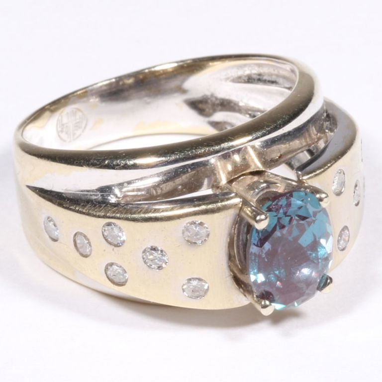 18k yellow and white gold synthetic alexandrite and diamonds ring