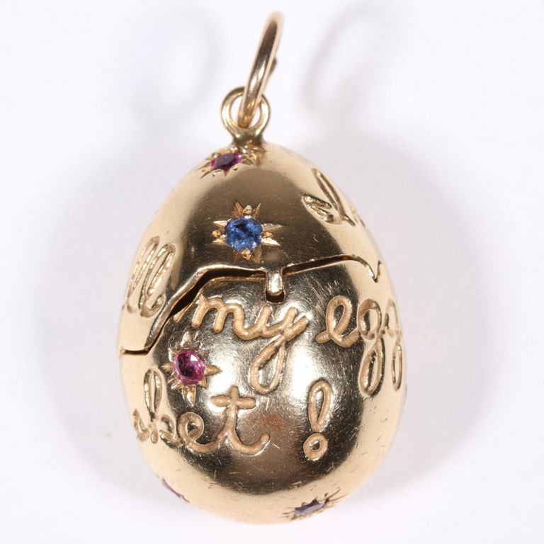 Yellow gold pearls, sapphires and rubies egg pendant