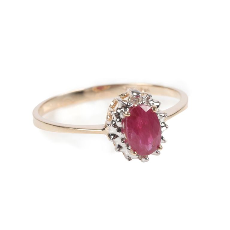 14k yellow gold rubie and diamonds ring