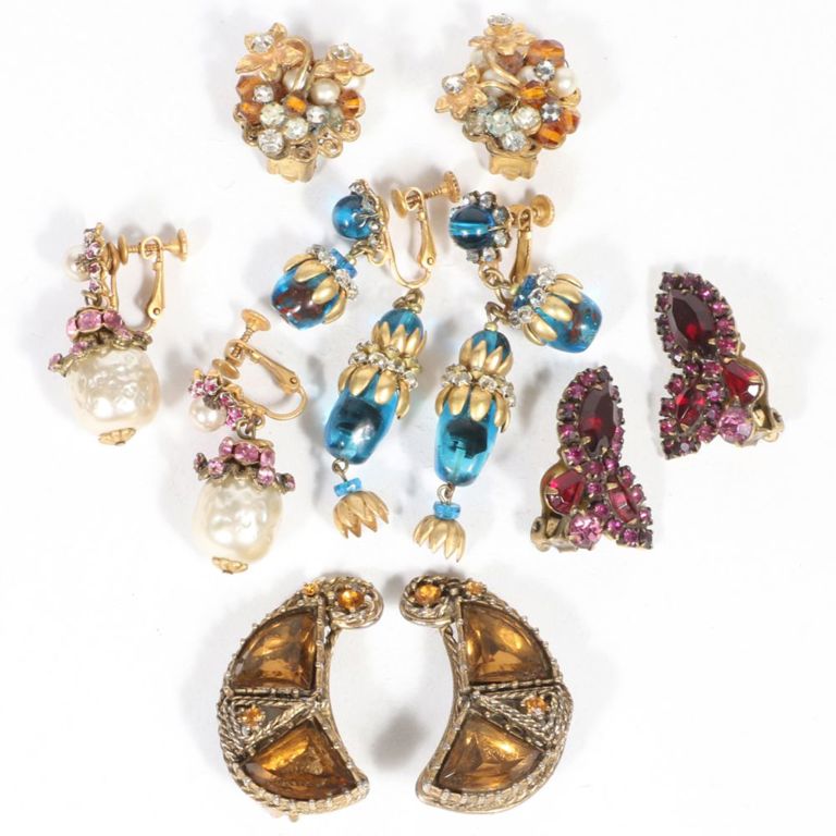 Vintage five piece costume jewelry earrings group