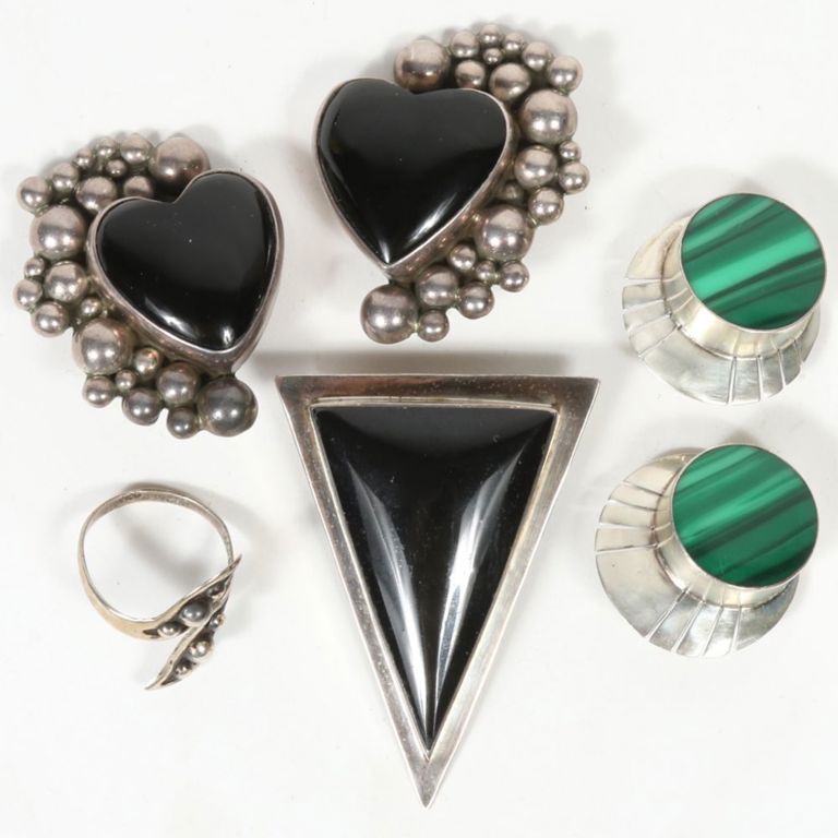 Vintage silver jewelry set with onyx and malachite
