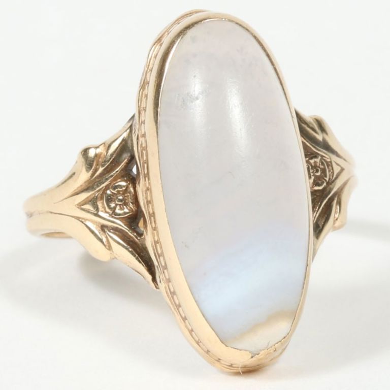 10k yellow gold pale blue oval lace agate cabochon ring