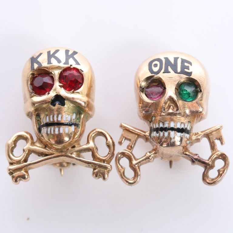 14k gold Vintage skull pin brooches