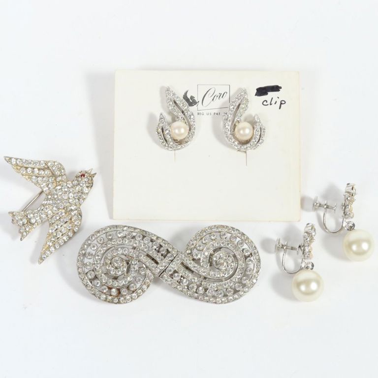 Coro four piece jewelry set