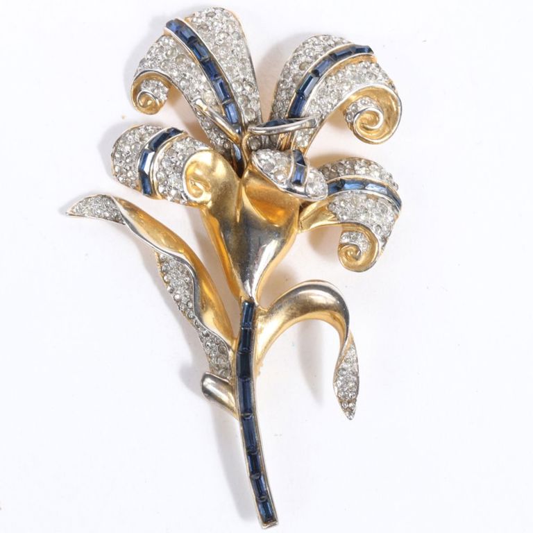 Vermeil lily flower brooch with rhinestones
