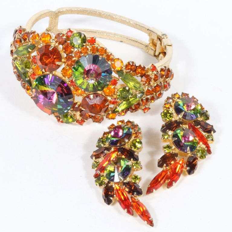 Matching hinged clamper bracelet and earrings
