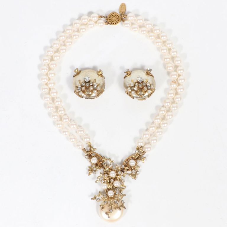 Pearl necklace with gilt brass and faux pearl pendant, and pearl and gilt earrings