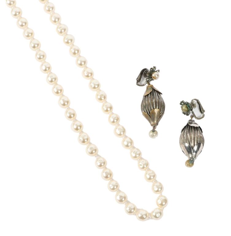 Miriam Haskell pearl necklace and dangle earrings