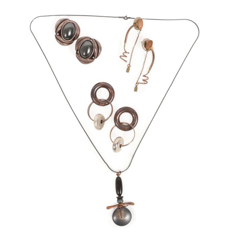Jewelry set of chain necklace and three pairs of earrings
