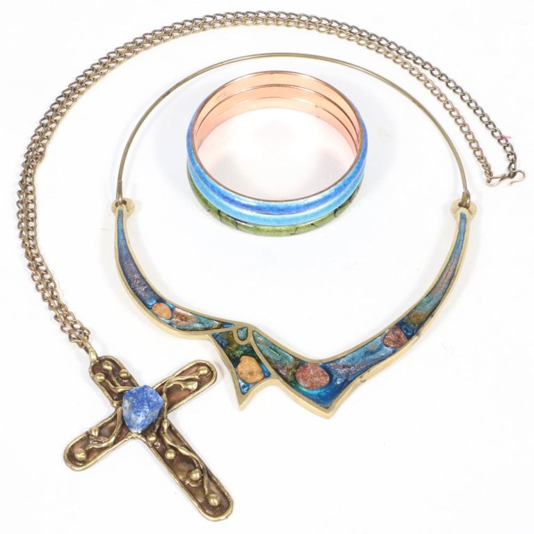 Vintage five piece enamel jewelry group