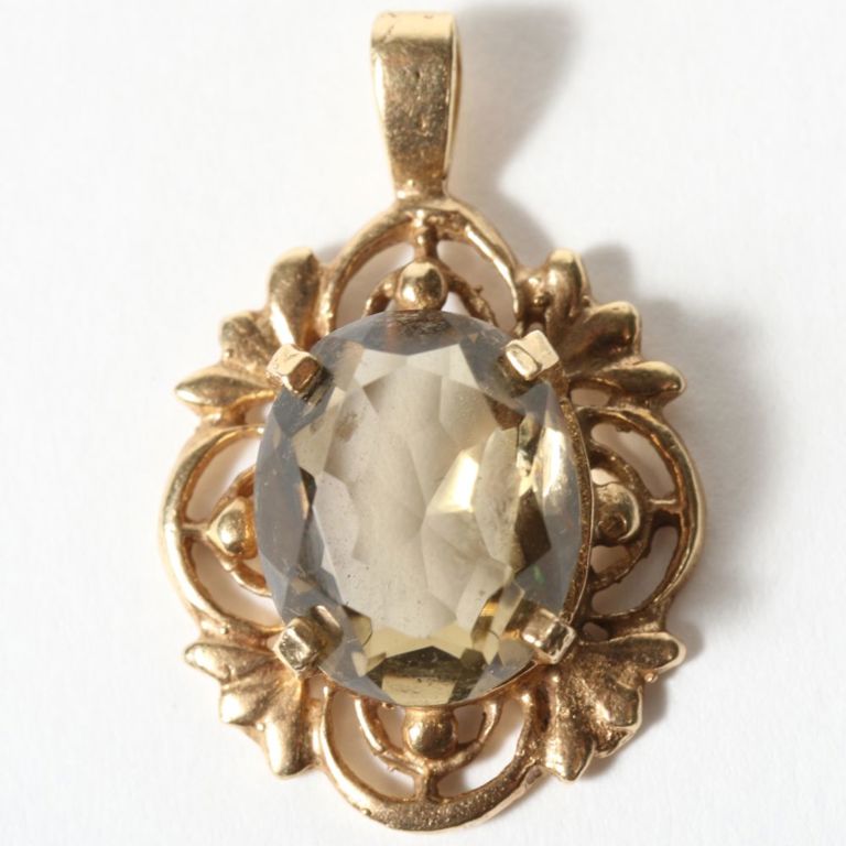 14k yellow gold pendant with smokey topaz quartz