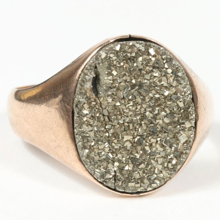 14k yellow gold signet style ring with pyrite