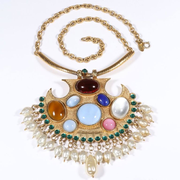 Gilt metal pendant necklace with poured glass and faux pearl