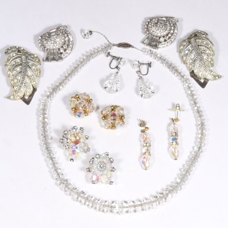 Vintage 9pc costume jewelry group