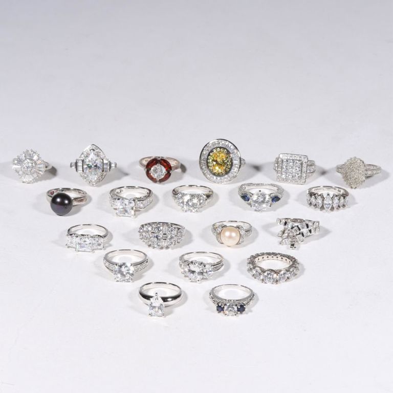 Big group of 20 sterling silver rings