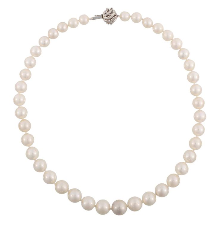 14k white gold pearl and diamond necklace