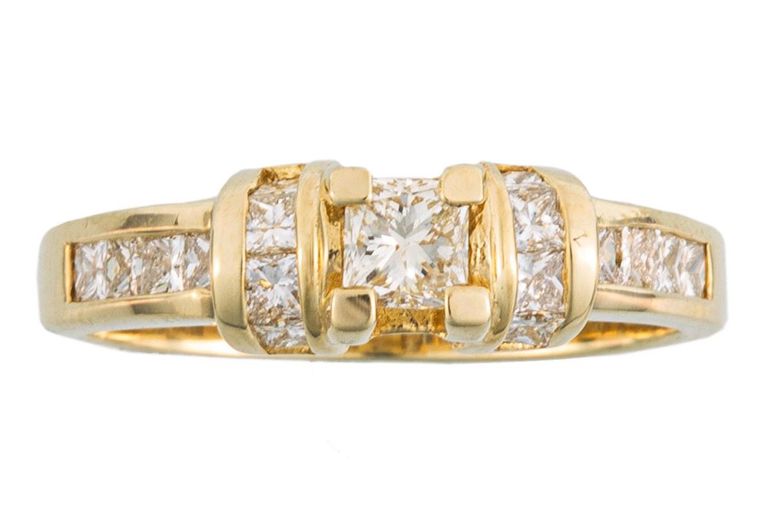 18k yellow gold diamond ring