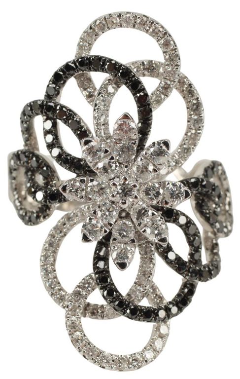 Estate 18kt Wg, Black & White Diamond Flower Ring