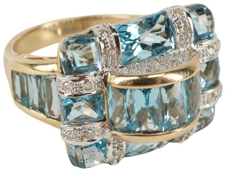 Estate 14kt Blue Topaz & Diamond Ring