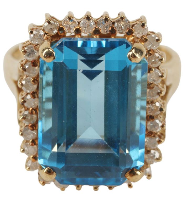 Estate 14kt Gold Blue Topaz & Diamond Ring