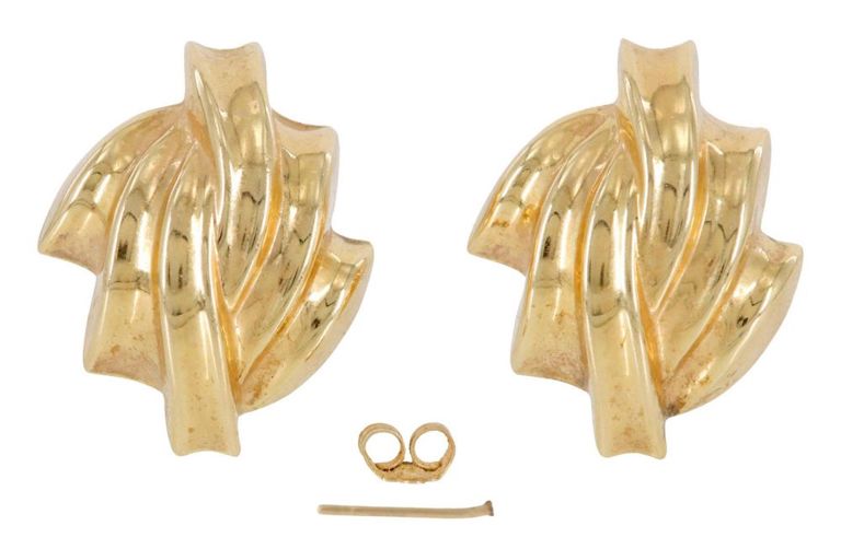 Estate 14kt Yellow Gold Jardinay Earrings