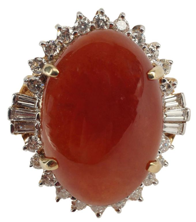 Estate 18k Gold Brown Jade & Diamond Ring