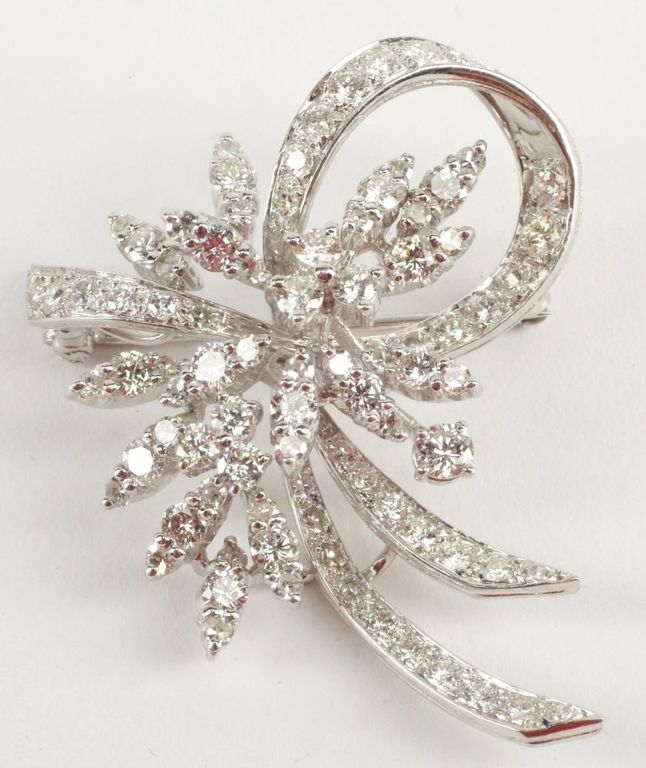 Fine Estate 14kt Wg & Diamond Spray Brooch
