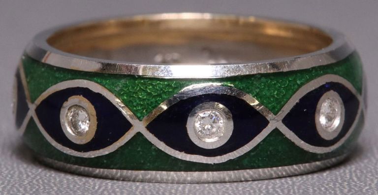 Estate Susy Mor 18kt Gold Diamond & Enamel Ring