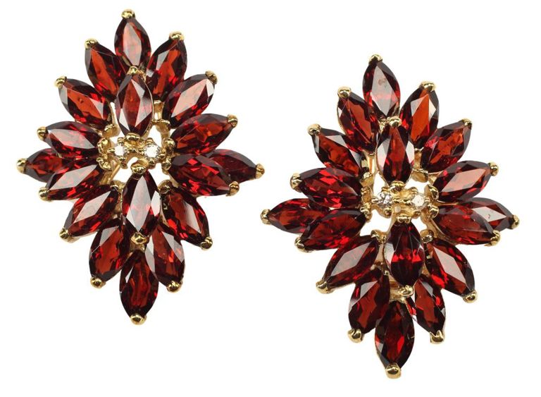 Estate 14kt Yellow Gold Diamond & Garnet Earrings