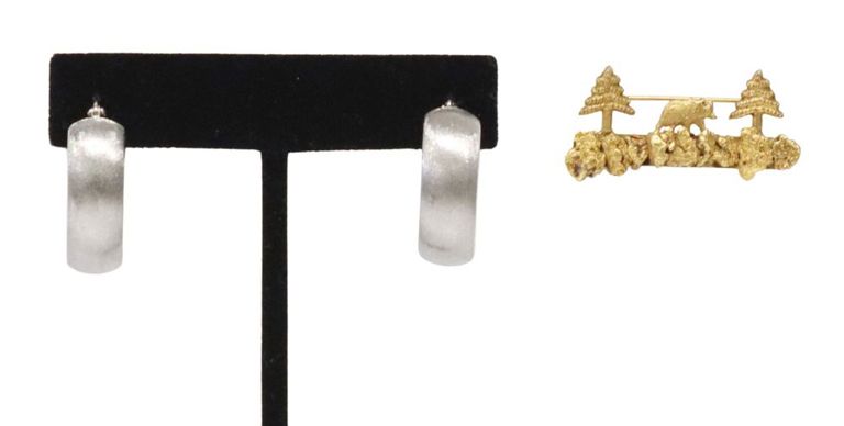 Estate 18kt White Gold Hoop Earrings & Bear Brooch