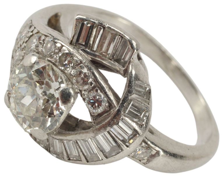 Estate Platinum & Diamond Ring