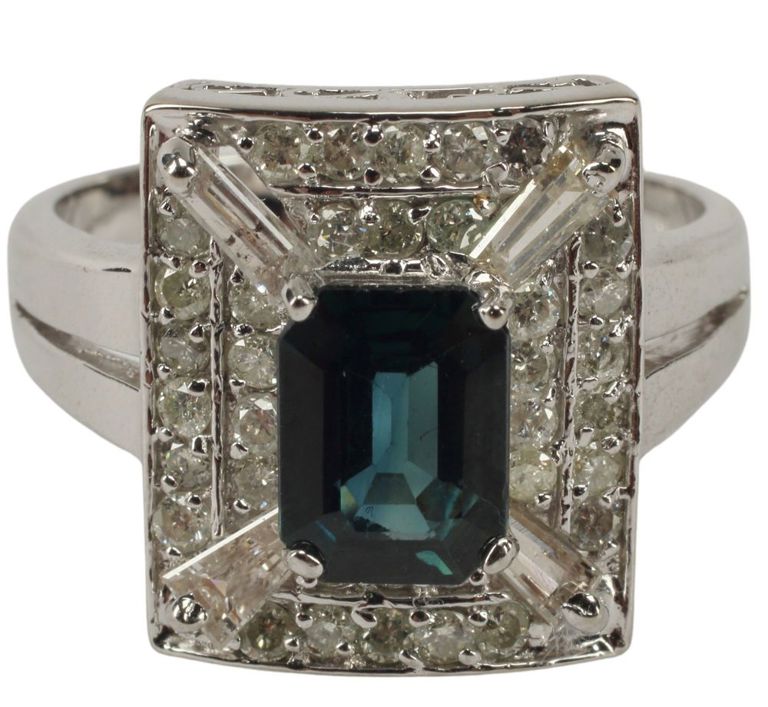 Estate 14kt Gold Blue Sapphire & Diamond Ring