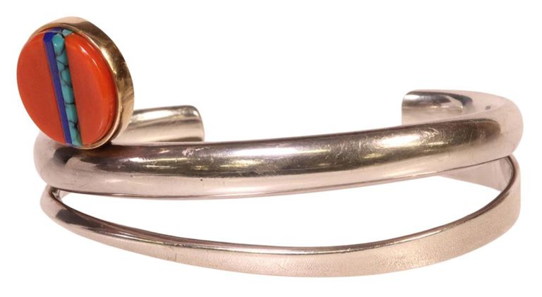 Richard Chavez San Felipe Pueblo silver cuff with inlaid bezel