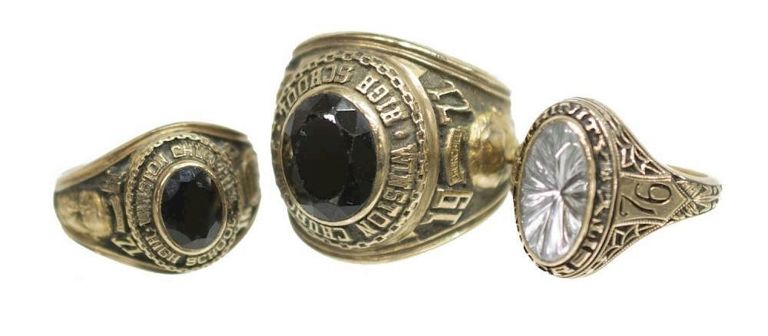 10kt Gold Class Ring Group