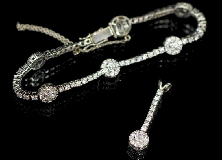 Ladies Estate 14kt Wg & Diamond Jewelry Suite