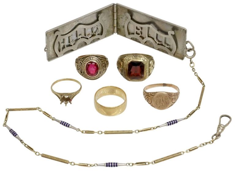 Gold & Other Metal Scrap Lot Rings, Locket