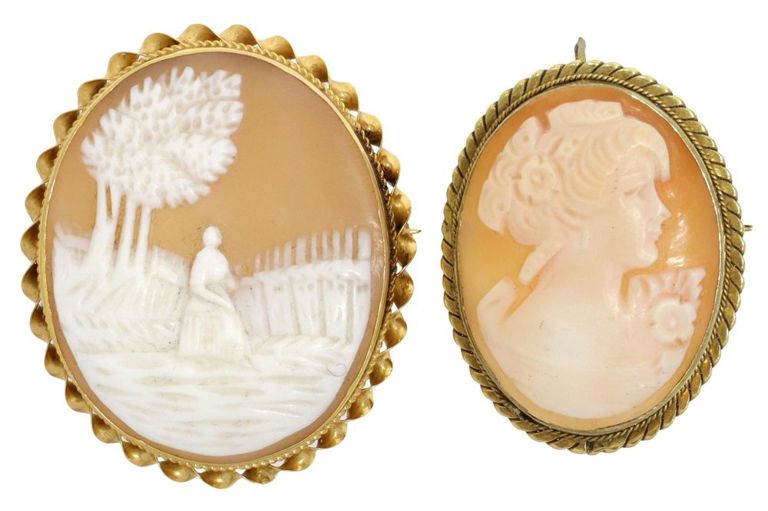 Estate Carved Cameo Shell Pendant Brooches