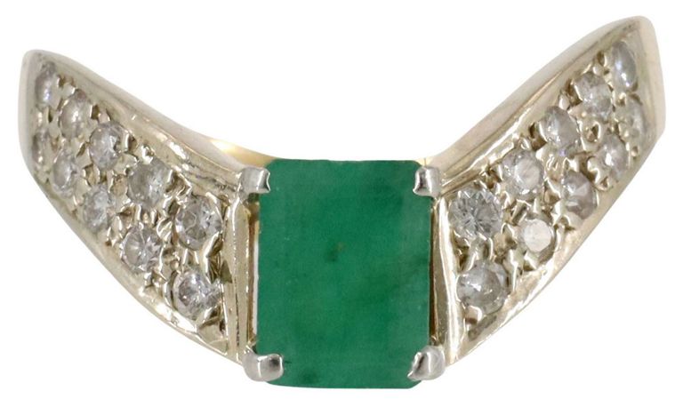 Estate 18kt Yellow Gold Emerald & Diamond Ring