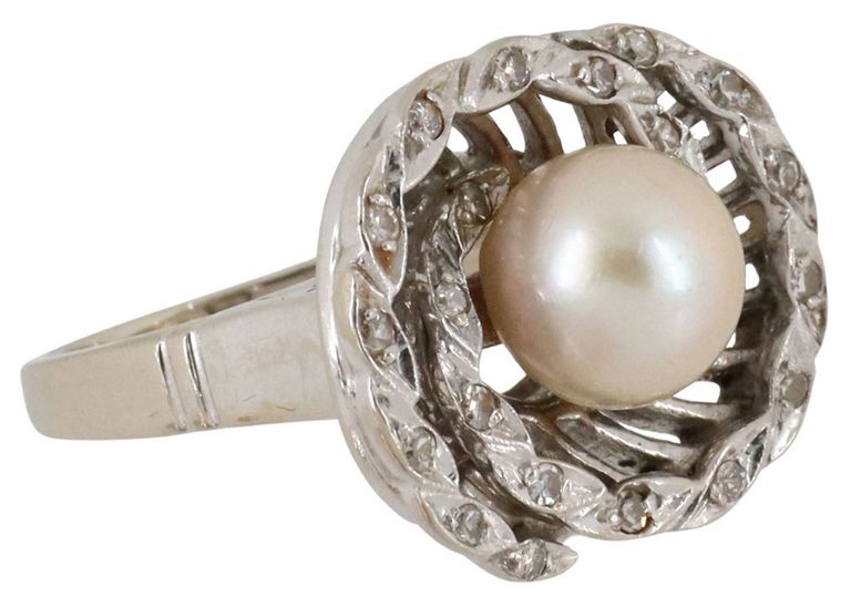 Estate 14kt White Gold Pearl & Diamond Ring